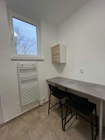 Eladó téglalakás, Egerben 42.9 M Ft, 2 szobás