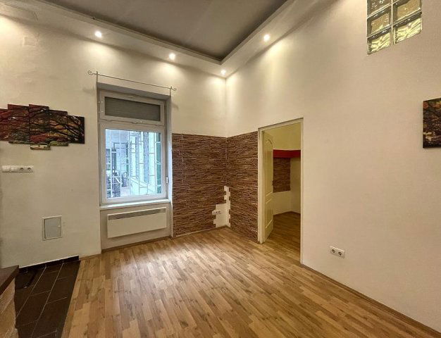 Kiadó téglalakás, albérlet, VI. kerületben, Ó utcában