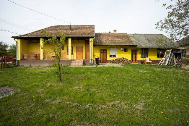 Eladó családi ház, Diósjenőn 28.9 M Ft, 3 szobás
