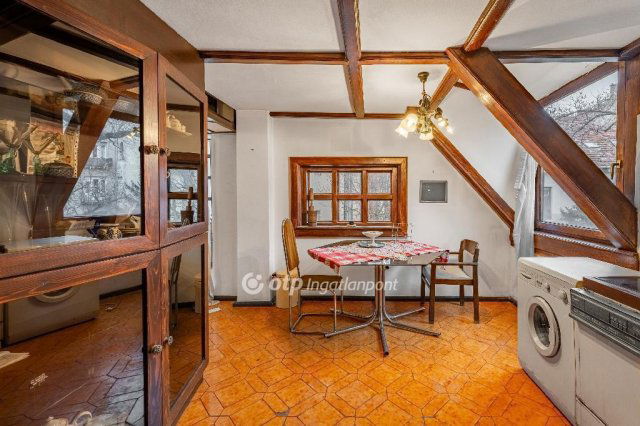 Eladó téglalakás, Budapesten, II. kerületben 179.9 M Ft