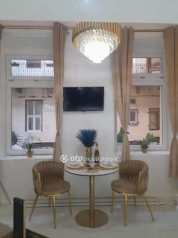 Eladó téglalakás, Budapesten, VII. kerületben 42.9 M Ft