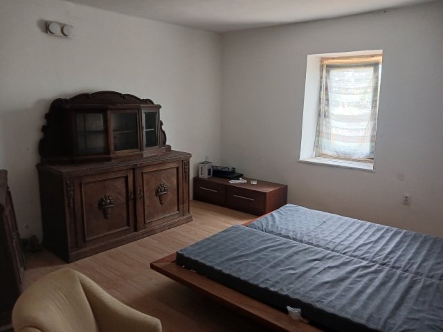 Eladó családi ház, Balatonalmádiban 58 M Ft, 2 szobás