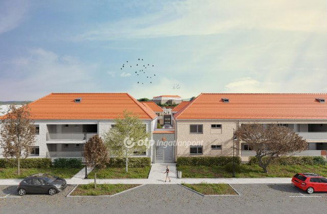 Eladó téglalakás, Siklóson 56 M Ft, 2+1 szobás