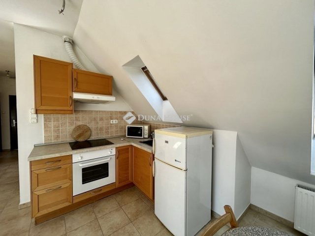 Eladó téglalakás, Budapesten, III. kerületben 74.9 M Ft