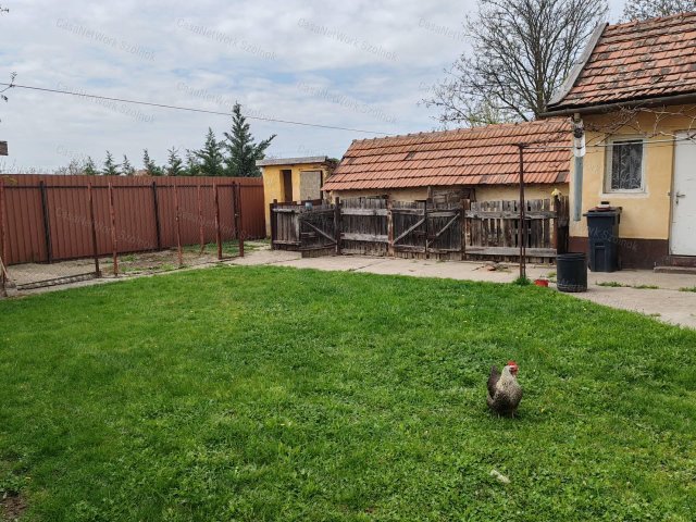 Eladó családi ház, Kengyelen 14.9 M Ft, 3 szobás