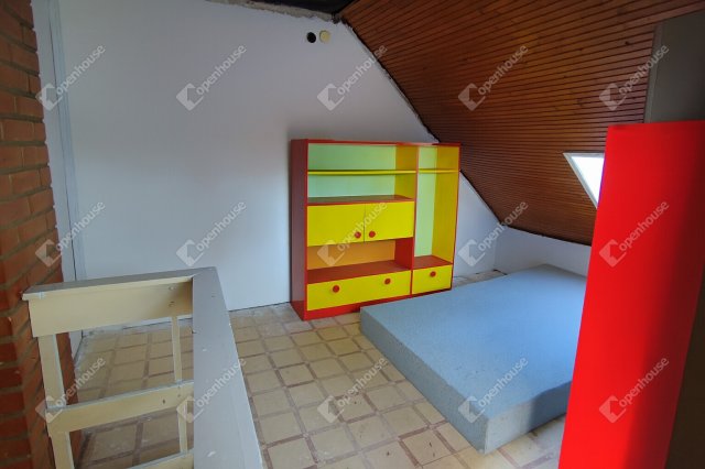 Eladó családi ház, Debrecenben 24.5 M Ft, 2 szobás