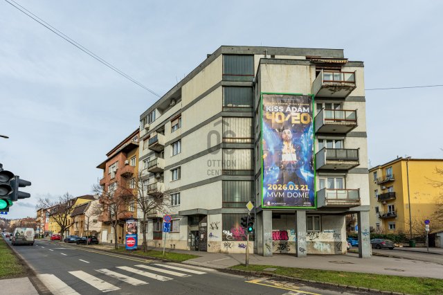 Eladó téglalakás, Budapesten, XI. kerületben, Karolina úton