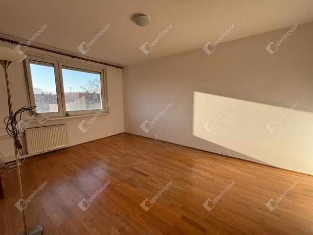 Kiadó panellakás, albérlet, Győrött 175 E Ft / hó, 2 szobás