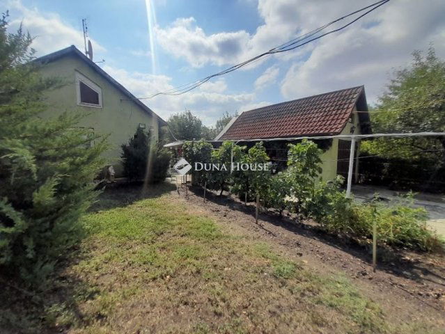 Eladó családi ház, Mezőberényben 14.9 M Ft, 1 szobás