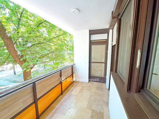 Eladó téglalakás, Kecskeméten 73.5 M Ft, 3 szobás