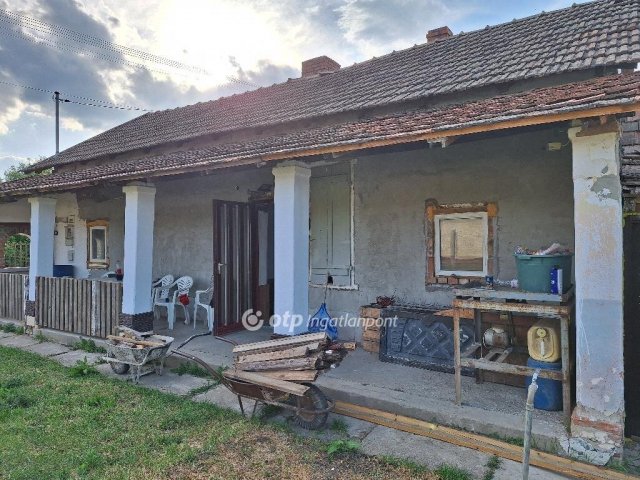Eladó családi ház, Tiszaörsön 5 M Ft, 2+1 szobás