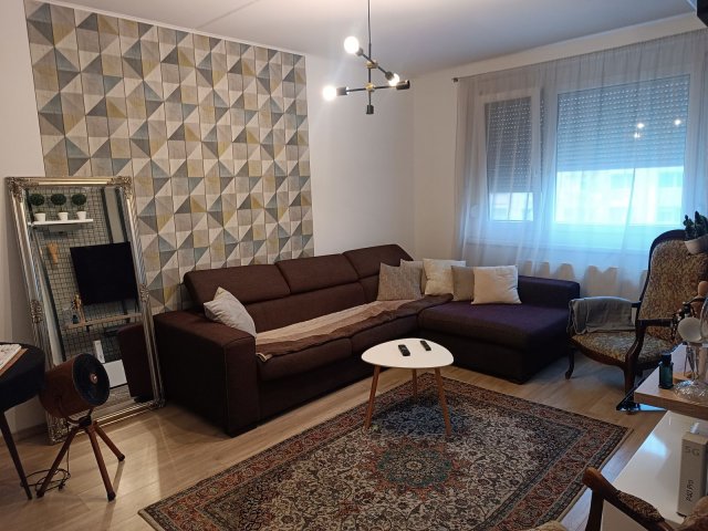 Eladó panellakás, Ajkán, Kossuth utcában 29.7 M Ft, 1+1 szobás