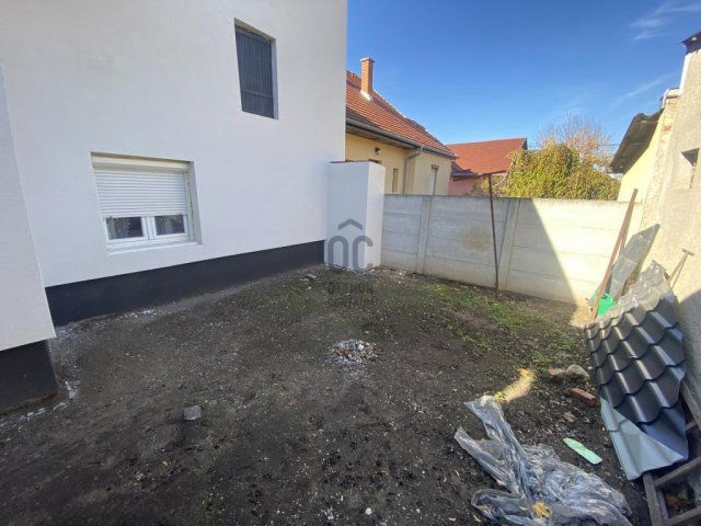 Eladó családi ház, Budapesten, XX. kerületben 67.5 M Ft