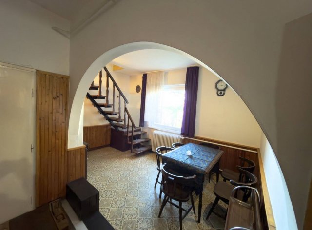 Eladó családi ház, Dorogon 79.9 M Ft, 3 szobás