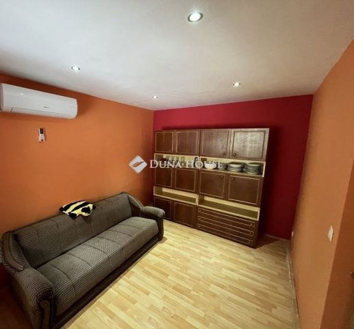 Eladó családi ház, Kecskeméten 36 M Ft, 2 szobás