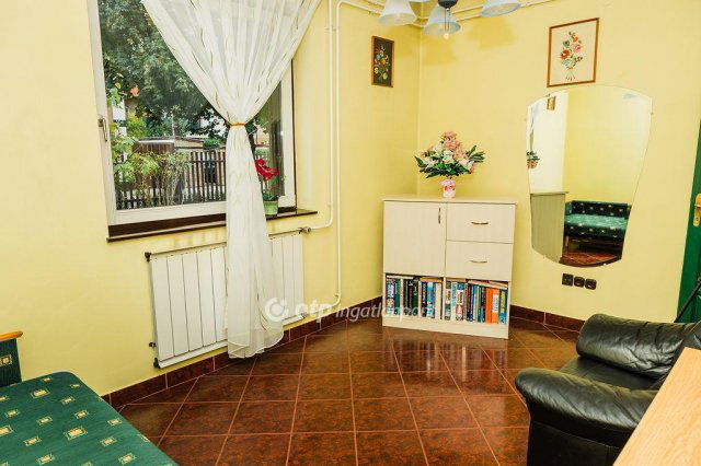 Eladó sorház, Budapesten, XV. kerületben 108 M Ft, 3 szobás