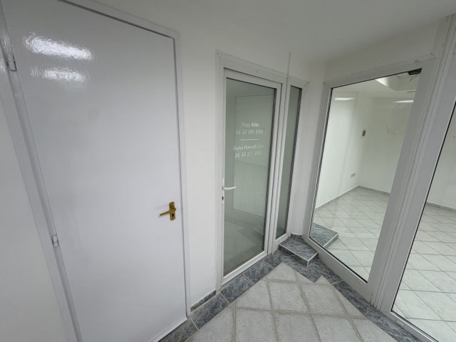 Kiadó üzlethelyiség, Kaposváron, Zárda utcában 55 E Ft / hó