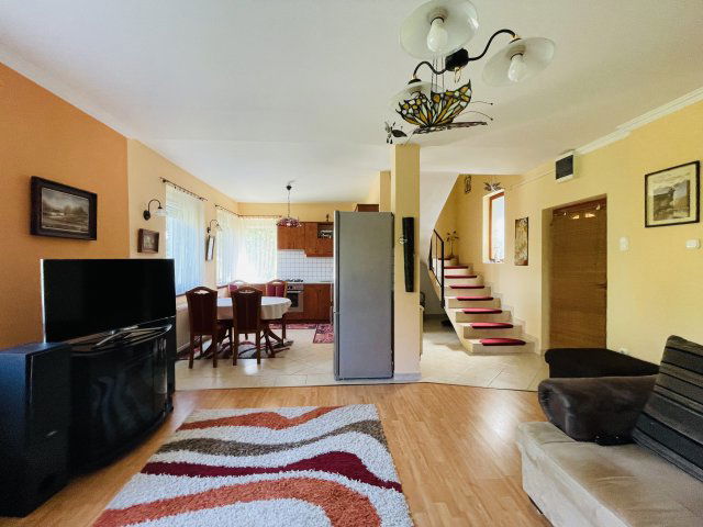 Eladó családi ház, Budakeszin 110 M Ft, 4 szobás