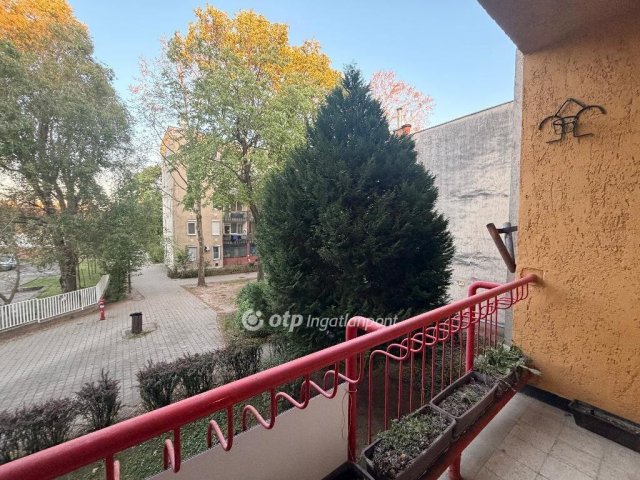 Eladó téglalakás, Budapesten, XVI. kerületben 69.8 M Ft