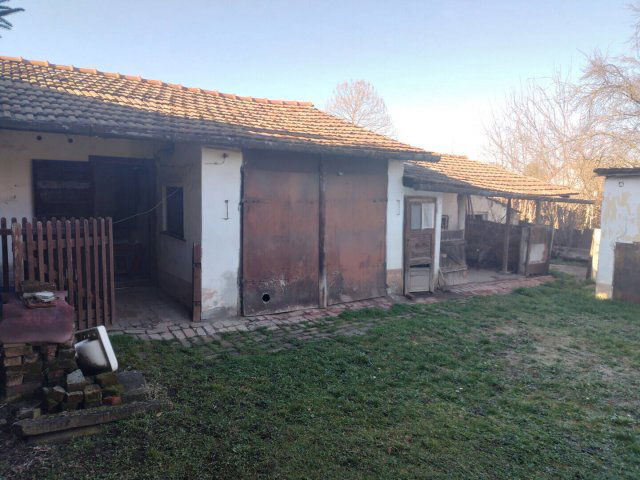 Eladó családi ház, Békéscsabán 18.5 M Ft, 2 szobás