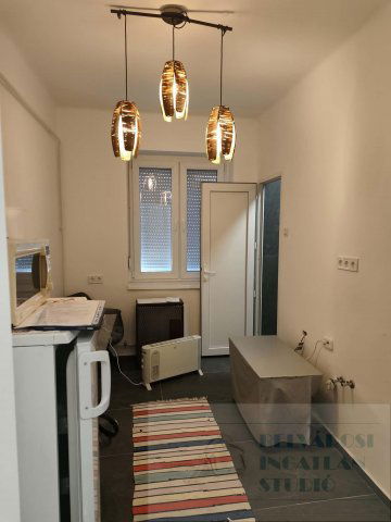 Eladó téglalakás, Kazincbarcikán, Építők útján 19.5 M Ft