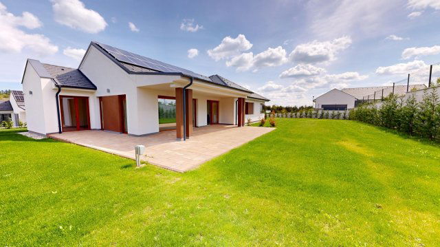 Eladó családi ház, Cserszegtomajon 275 M Ft, 4 szobás