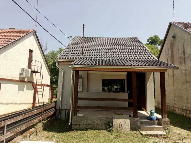 Eladó családi ház, Csokonyavisontán 14.99 M Ft, 1+2 szobás
