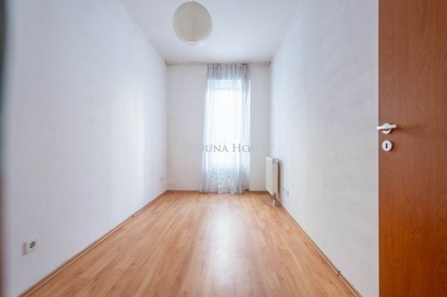 Eladó téglalakás, Budapesten, XVI. kerületben 110.9 M Ft