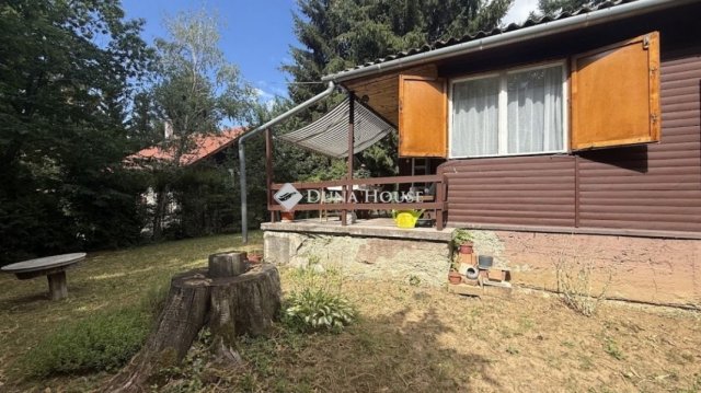 Eladó nyaraló, Velemen 18.9 M Ft, 2 szobás / költözzbe.hu
