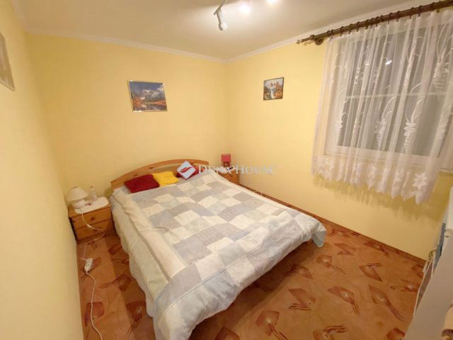 Eladó nyaraló, Levelek 34.9 M Ft, 5 szobás / költözzbe.hu