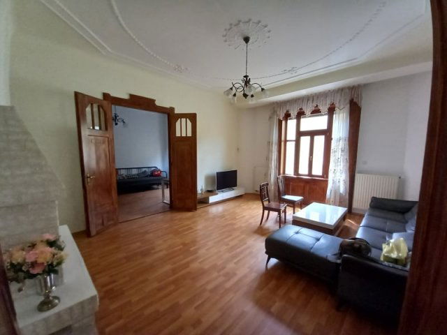 Eladó téglalakás, Budapesten, II. kerületben 139 M Ft, 3 szobás