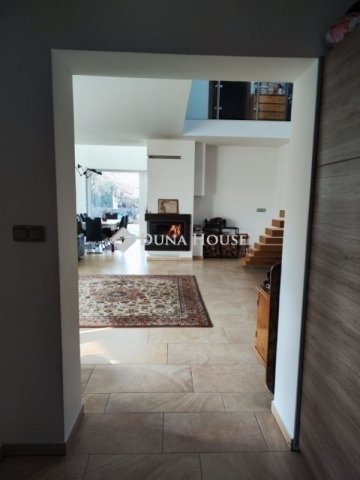 Eladó családi ház, Budapesten, XVI. kerületben 284.5 M Ft