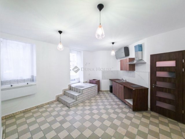 Eladó téglalakás, Budapesten, VIII. kerületben 54.9 M Ft