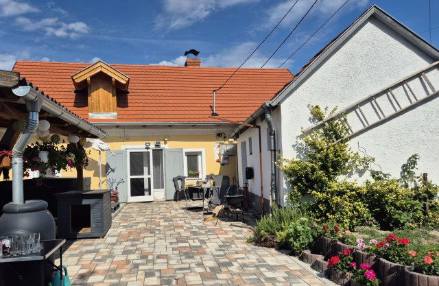 Eladó családi ház, Monostorapátin 52.9 M Ft, 2 szobás