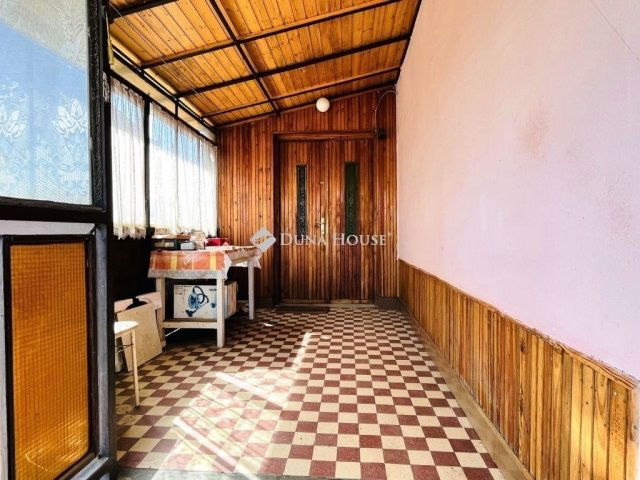 Eladó családi ház, Tápiószecsőn 36.9 M Ft, 2 szobás