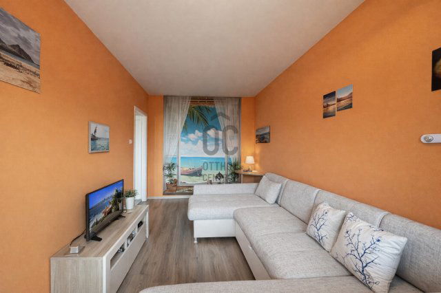 Eladó panellakás, Debrecenben 75.5 M Ft, 3 szobás