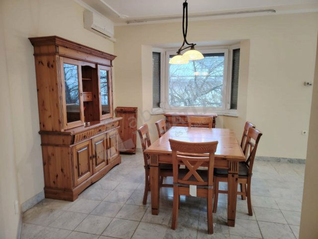 Kiadó családi ház, albérlet, III. kerületben, Remetehegyi úton