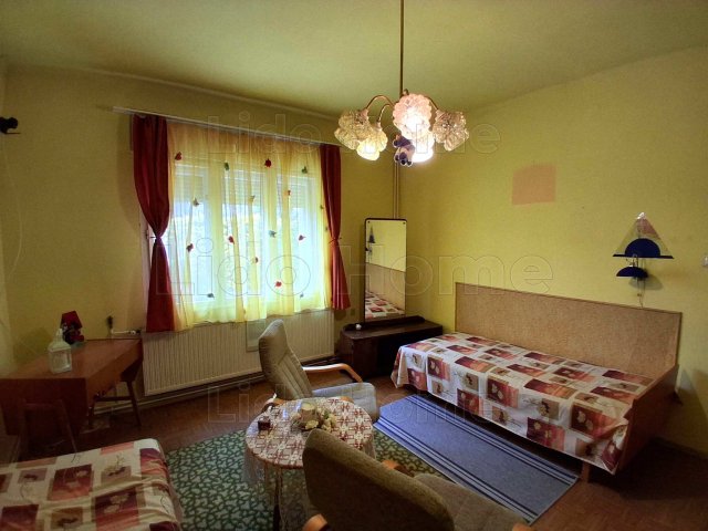 Eladó családi ház, Balatonfüreden 88 M Ft, 4 szobás