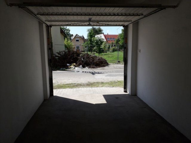 Eladó garázs, Kecskeméten 11 M Ft / költözzbe.hu