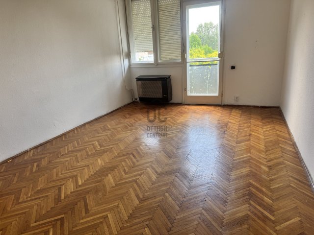 Eladó téglalakás, Szolnokon 25.9 M Ft, 2 szobás