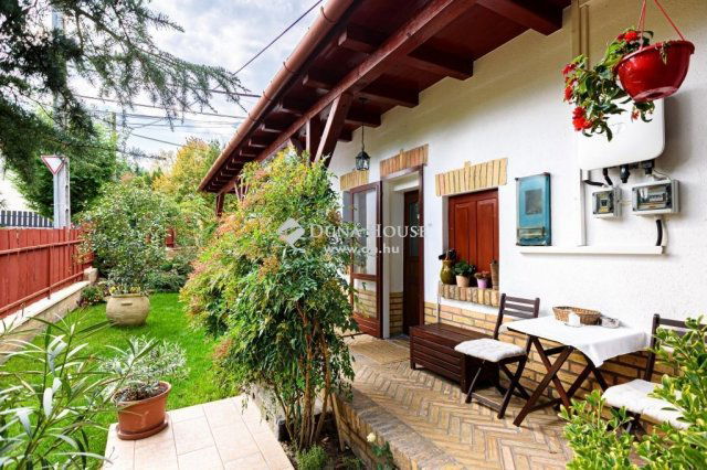 Eladó családi ház, Pilisszentkereszten 168 M Ft, 4 szobás