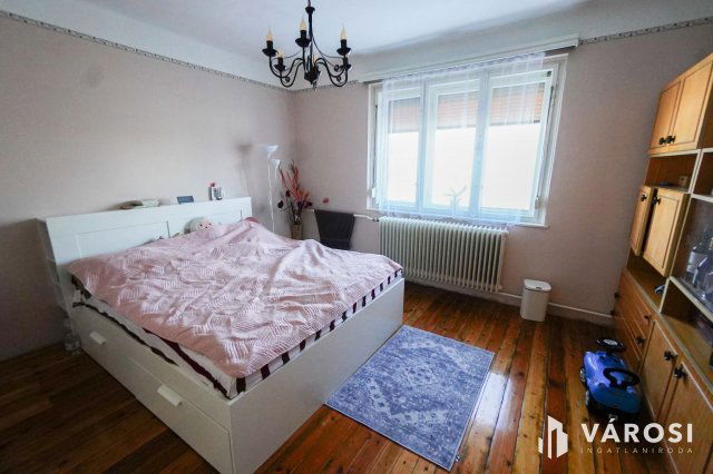 Eladó családi ház, Mikebudán 34.9 M Ft, 2 szobás