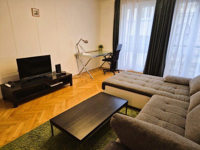 Kiadó téglalakás, albérlet, V. kerületben, Vadász utcában