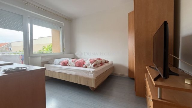 Eladó sorház, Sárváron 84.9 M Ft, 5 szobás