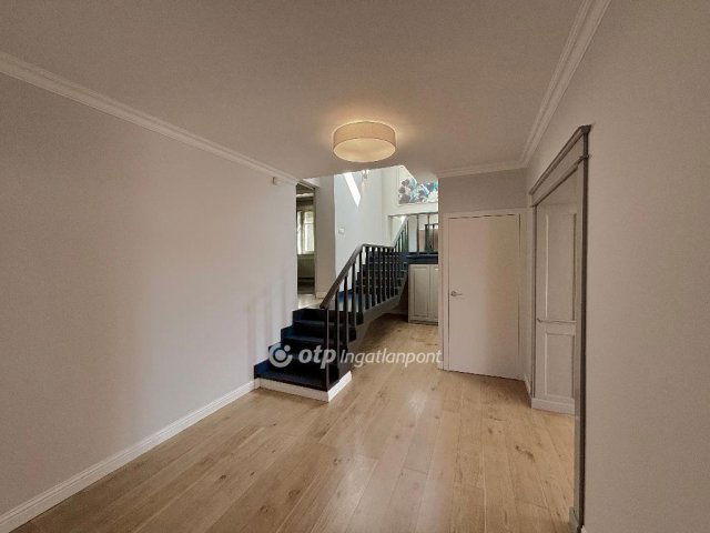 Kiadó családi ház, albérlet, Nagykovácsiban 1486 E Ft / hó