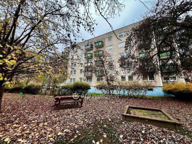 Eladó panellakás, Tiszavasváriban 18.49 M Ft, 2 szobás