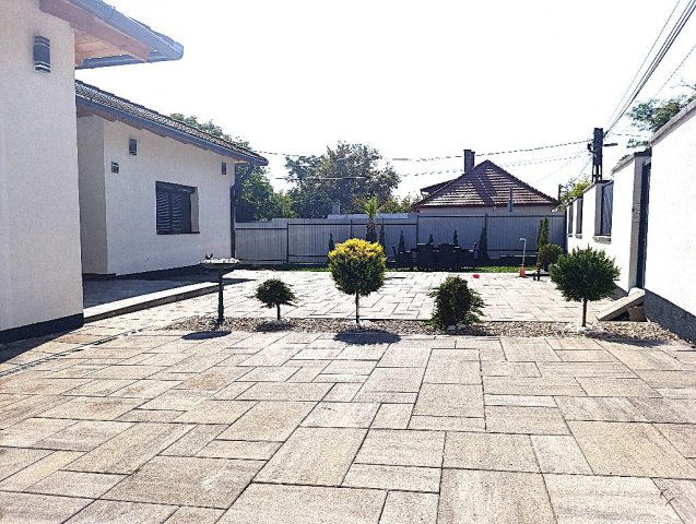 Eladó családi ház, Ercsiben 84.9 M Ft, 3 szobás