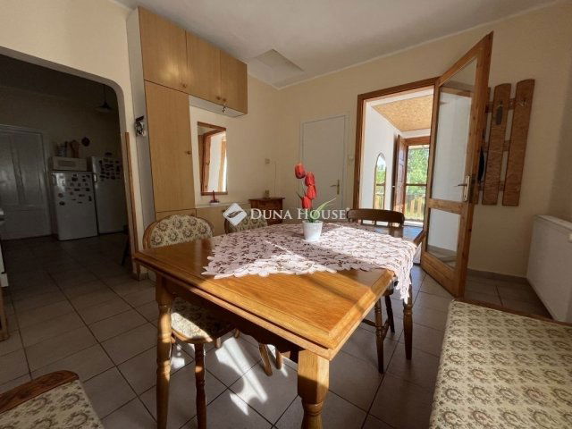 Eladó családi ház, Balatonfűzfőn 74.9 M Ft, 3 szobás