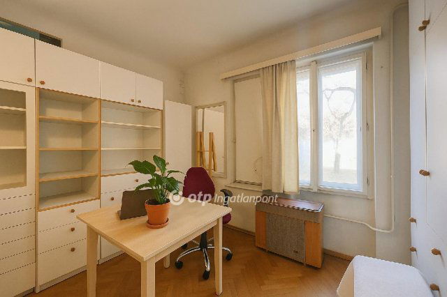 Eladó téglalakás, Budapesten, XIV. kerületben 35.5 M Ft