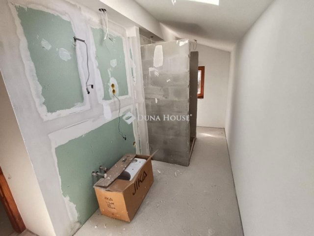 Eladó családi ház, Ráckevén 42.9 M Ft, 4 szobás